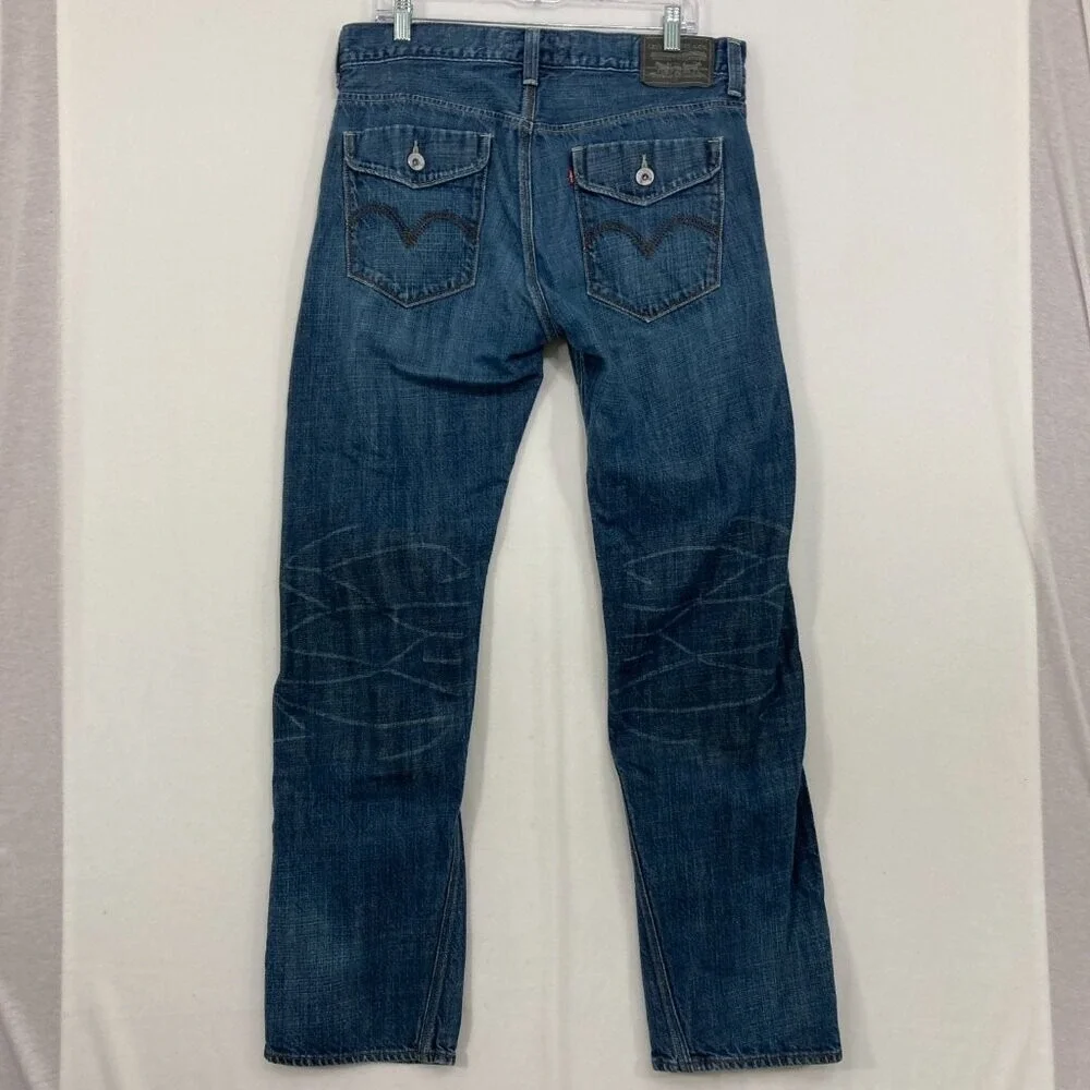 Vintage Levi's‎ Men's Blue Medium Wash Slim Straight Jeans size 36 x 34